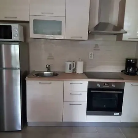 Lotta Apartment